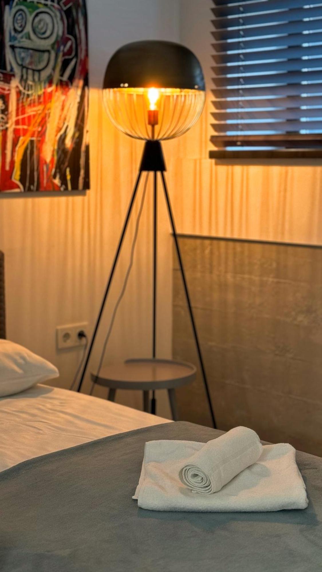 Modern And Spacious Loft Type Apartment 8 With Free Private Parking By "Owl Jazz Apartments" Каунас Екстериор снимка