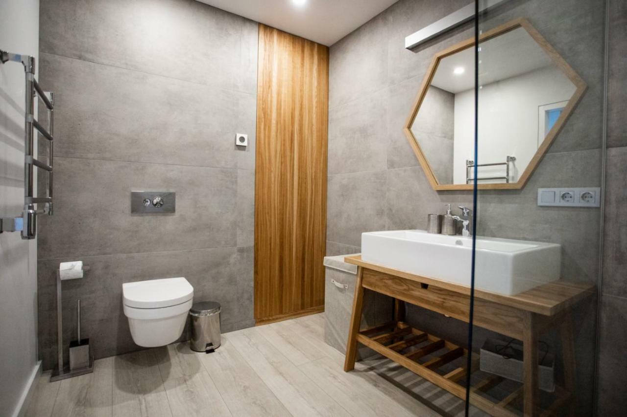 Modern And Spacious Loft Type Apartment 8 With Free Private Parking By "Owl Jazz Apartments" Каунас Екстериор снимка